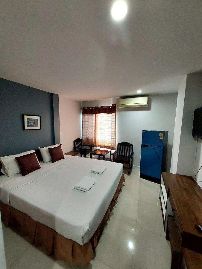 Traveller Inn Hotel Csiangmaj Kültér fotó