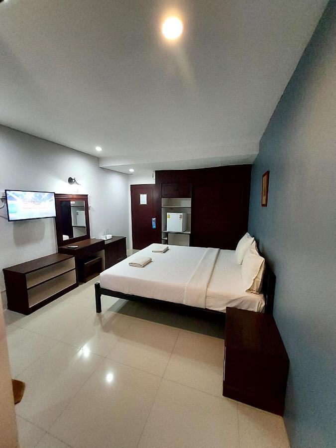 Traveller Inn Hotel Csiangmaj Kültér fotó