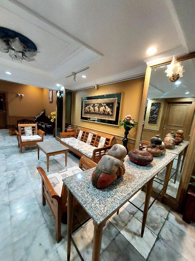 Traveller Inn Hotel Csiangmaj Kültér fotó