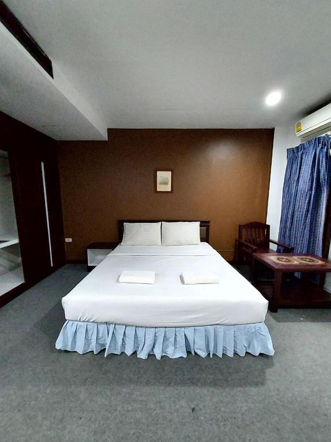 Traveller Inn Hotel Csiangmaj Kültér fotó