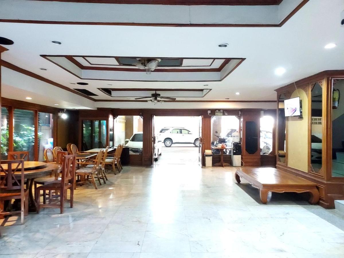 Traveller Inn Hotel Csiangmaj Kültér fotó
