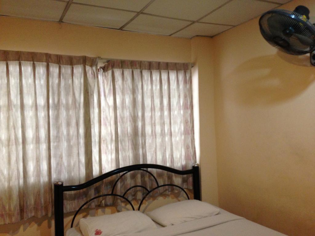 Traveller Inn Hotel Csiangmaj Kültér fotó