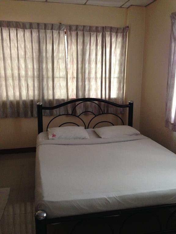 Traveller Inn Hotel Csiangmaj Kültér fotó