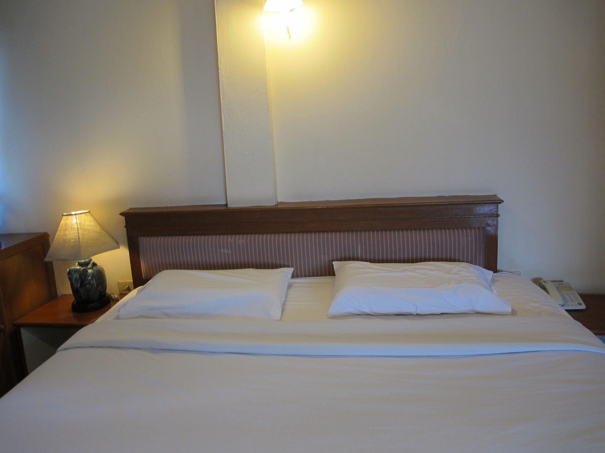 Traveller Inn Hotel Csiangmaj Kültér fotó