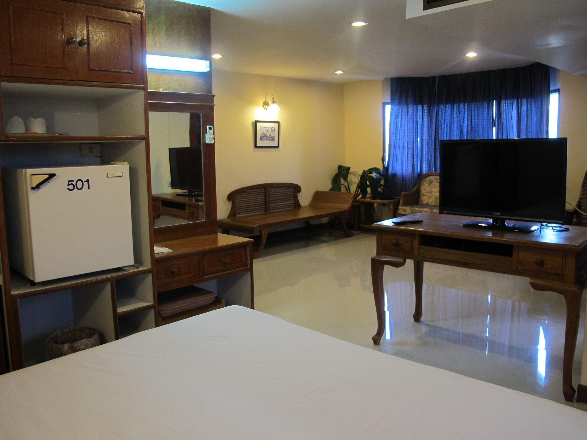 Traveller Inn Hotel Csiangmaj Kültér fotó